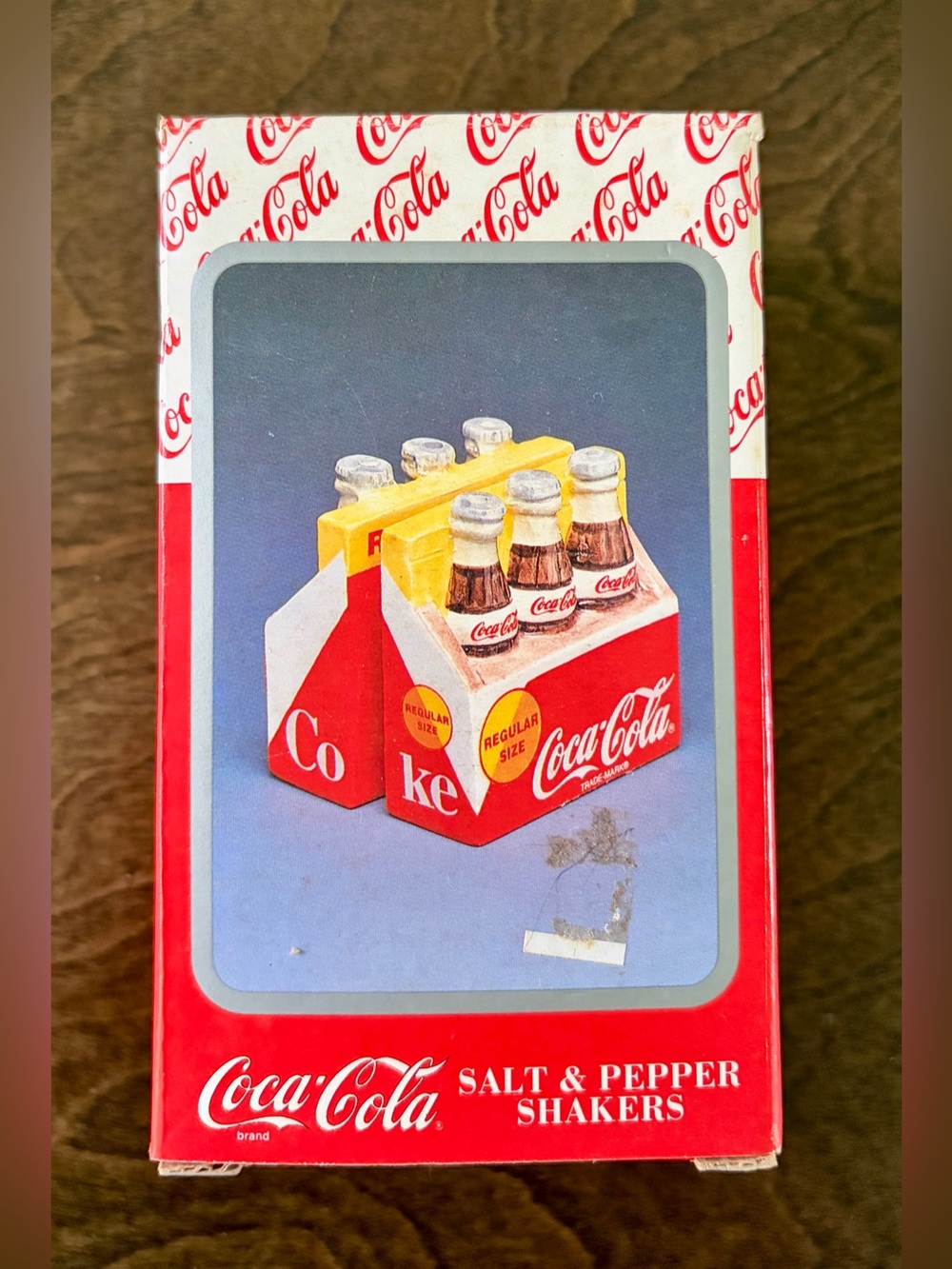 New 1997 Vintage Coca-Cola Coke Collectible Split 6-pack Salt & Pepper Shakers